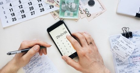 How to do a mid-year financial checkup