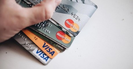 How to get credit card sign-up bonuses without wrecking your credit score