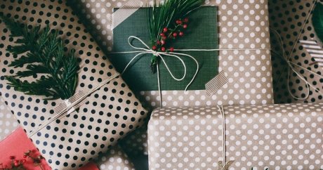 10 Budget-Friendly DIY Holiday Gifts (That People Will Actually Want!)