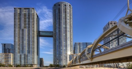 The average rent in Toronto is above $2,000 for the first time ever