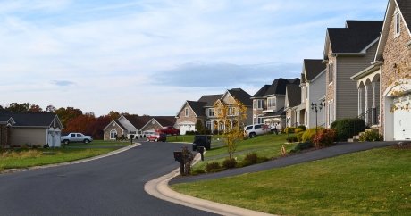 Housing sales slow in May, but prices still up in YYZ and YVR