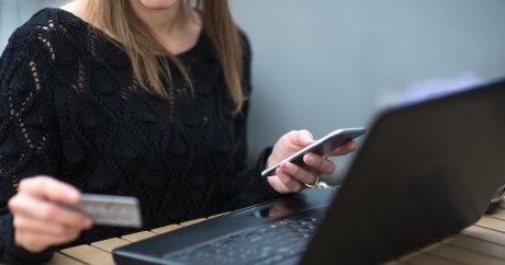 For Young Canadians, Student Credit Card Key to Establishing Good Credit