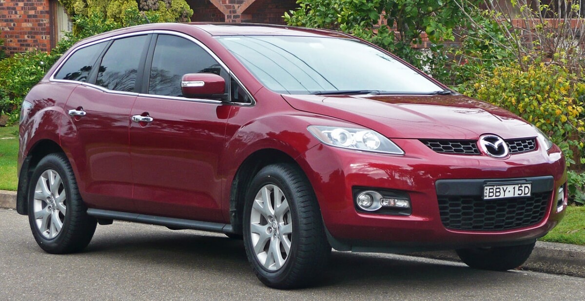 Red Mazda CX-7